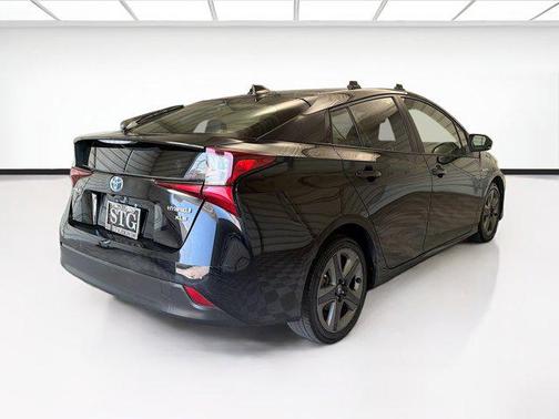 Midnight Black Metallic 2022 Toyota Prius XLE