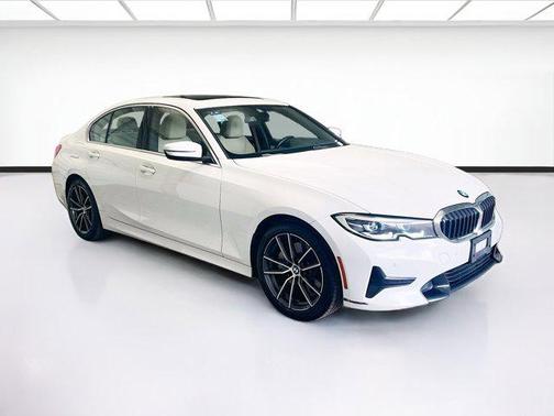 Alpine White 2019 BMW 330 330i
