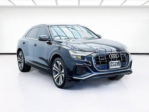 2021 Audi Q8 55 Premium Plus