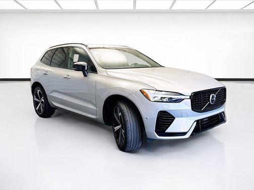2022 Volvo XC60 Recharge Plug-In Hybrid T8 R-Design