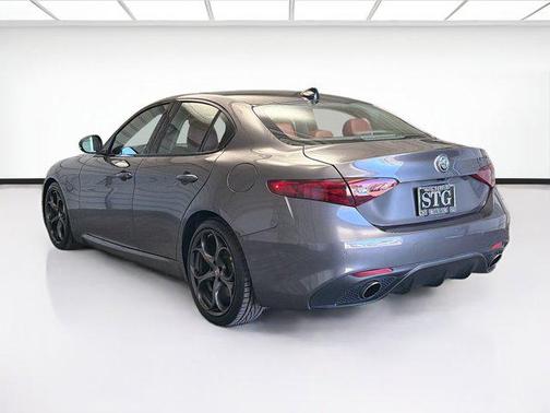 2018 Alfa Romeo Giulia Base