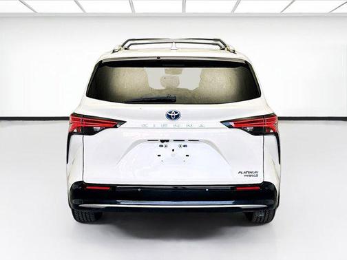 2021 Toyota Sienna Platinum 7 Passenger