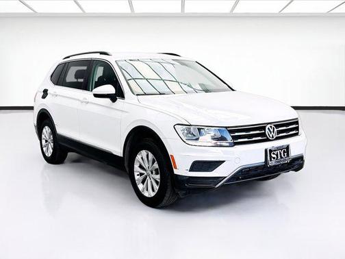 Pure White 2018 Volkswagen Tiguan 2.0T SE