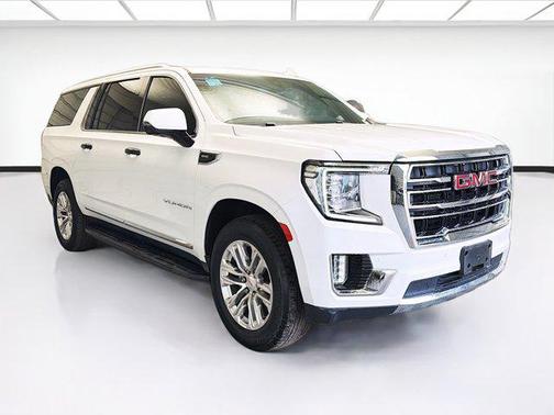 2022 GMC Yukon XL SLT