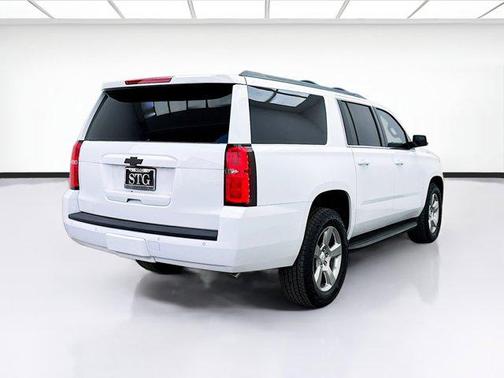 2017 Chevrolet Suburban LT