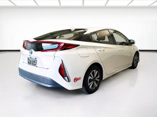 White 2017 Toyota Prius Prime Plus