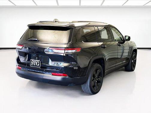 2022 Jeep Grand Cherokee L Altitude