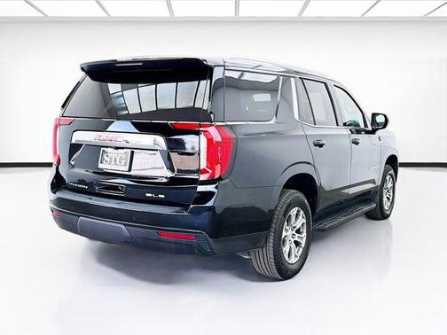 Onyx Black 2024 GMC Yukon SLE