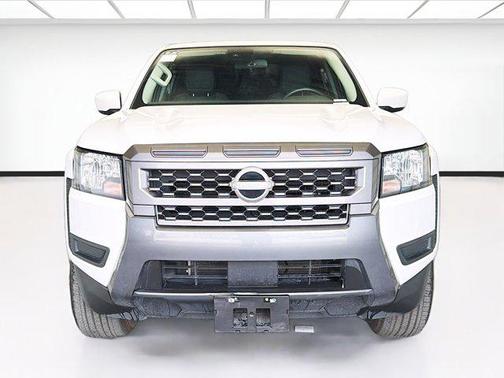 Glacier White 2025 Nissan Frontier SV