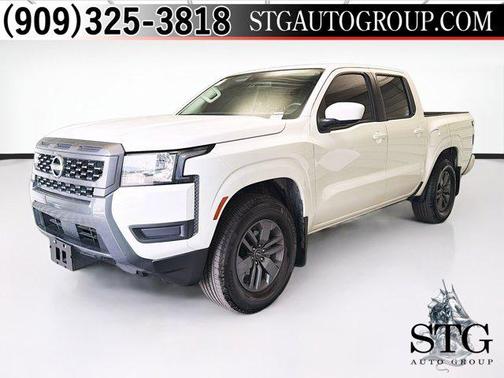 Glacier White 2025 Nissan Frontier SV