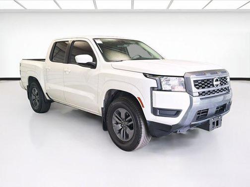 Glacier White 2025 Nissan Frontier SV