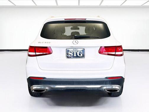 2017 Mercedes-Benz GLC 300 Base