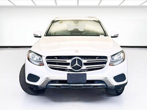 2017 Mercedes-Benz GLC 300 Base