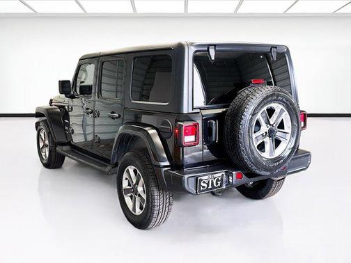 2022 Jeep Wrangler Unlimited Sahara