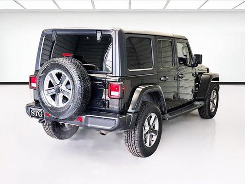 2022 Jeep Wrangler Unlimited Sahara