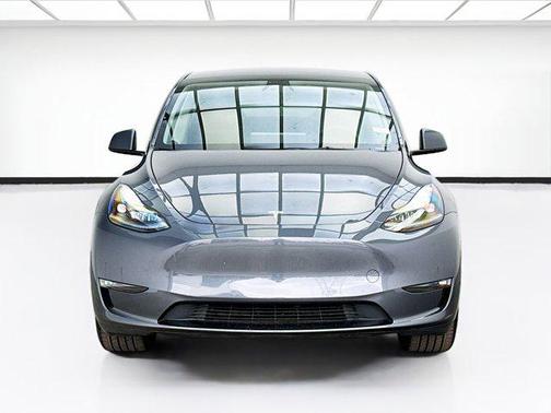 Gray 2023 Tesla Model Y RWD