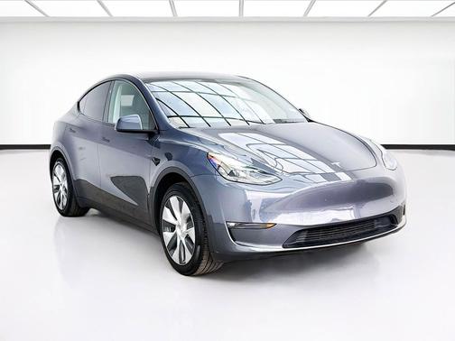 Gray 2023 Tesla Model Y RWD