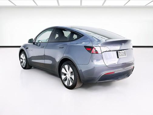 Gray 2023 Tesla Model Y RWD