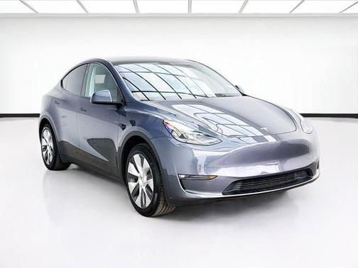 Gray 2023 Tesla Model Y RWD
