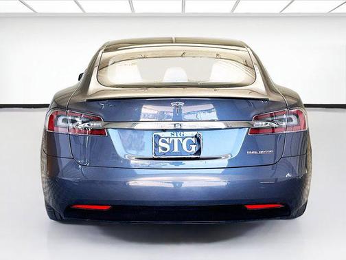 2020 Tesla Model S Performance