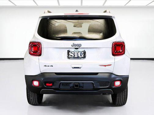 2021 Jeep Renegade Trailhawk