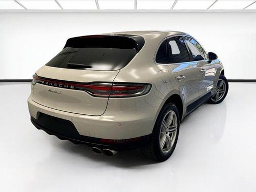 2020 Porsche Macan Base