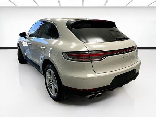 2020 Porsche Macan Base
