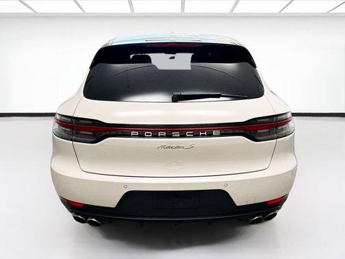 2020 Porsche Macan Base