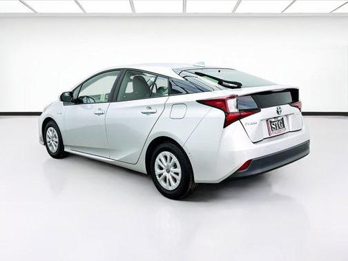 2019 Toyota Prius L