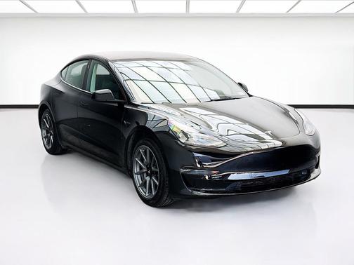 Solid Black 2023 Tesla Model 3 Standard Range