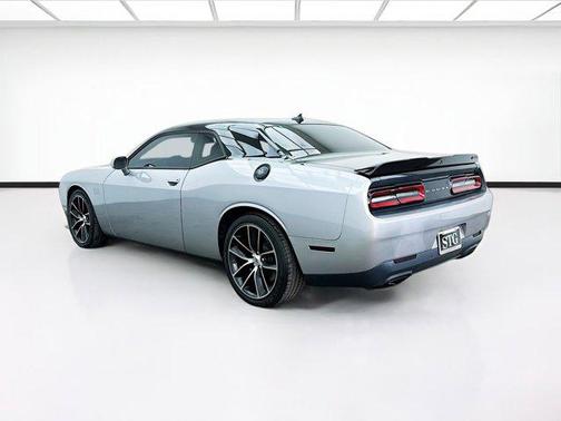 2017 Dodge Challenger R/T 392