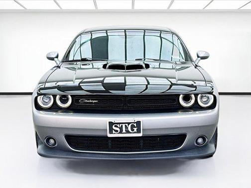 2017 Dodge Challenger R/T 392