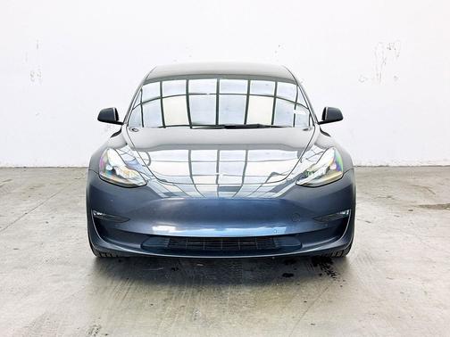 Gray 2022 Tesla Model 3 Performance