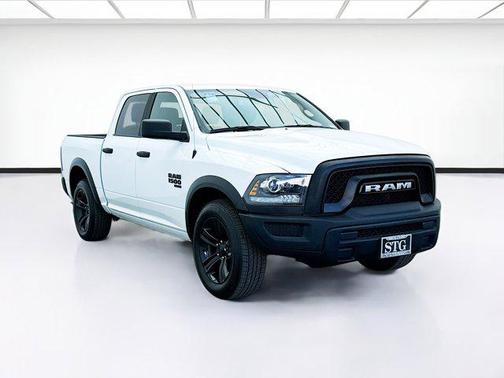 2024 RAM 1500 Classic Warlock Crew Cab 4x2 5'7' Box
