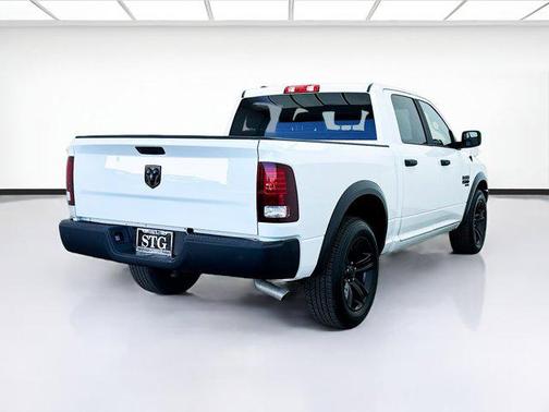 2024 RAM 1500 Classic Warlock Crew Cab 4x2 5'7' Box