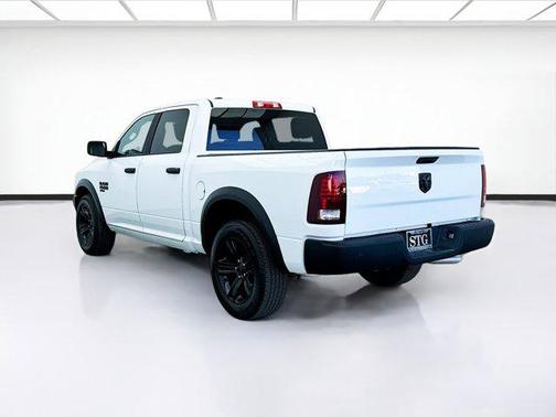 2024 RAM 1500 Classic Warlock Crew Cab 4x2 5'7' Box