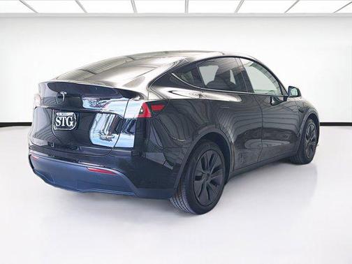 2024 Tesla Model Y Long Range Dual Motor All-Wheel Drive