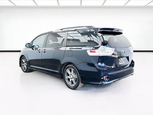 2017 Toyota Sienna SE Premium