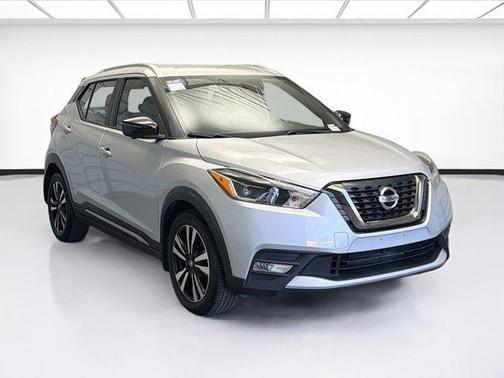 2019 Nissan Kicks SR