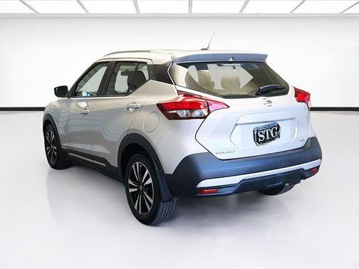 2019 Nissan Kicks SR