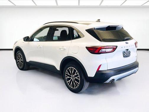 2023 Ford Escape PHEV SE