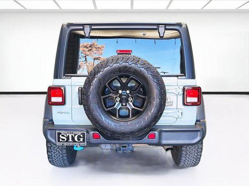 2024 Jeep Wrangler 4xe Willys