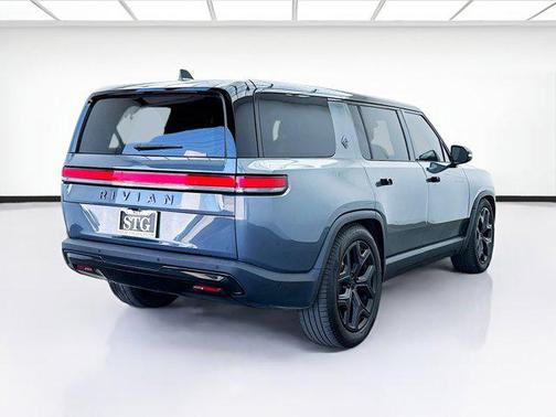 2022 Rivian R1S Launch Edition