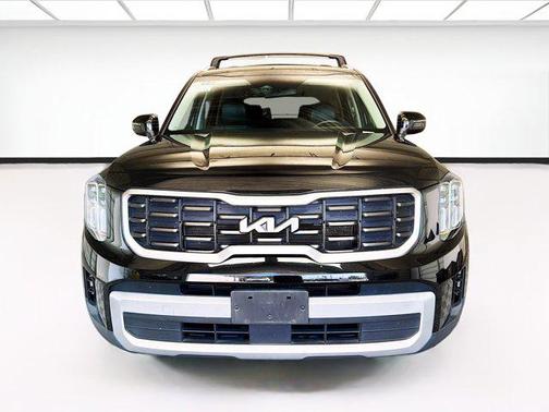 Ebony Black 2024 Kia Telluride S
