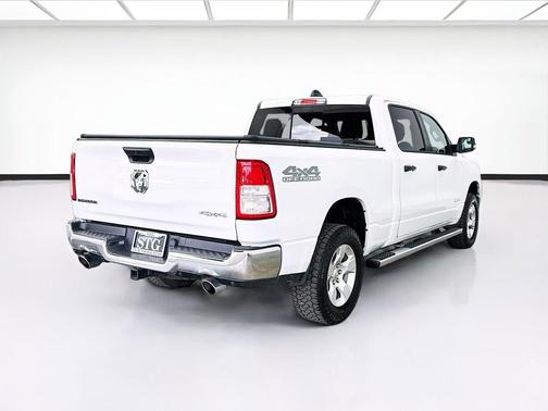 Bright White Clearcoat 2023 RAM 1500 Big Horn/Lone Star