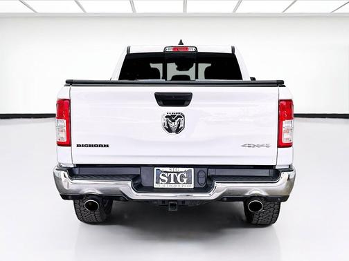 Bright White Clearcoat 2023 RAM 1500 Big Horn/Lone Star