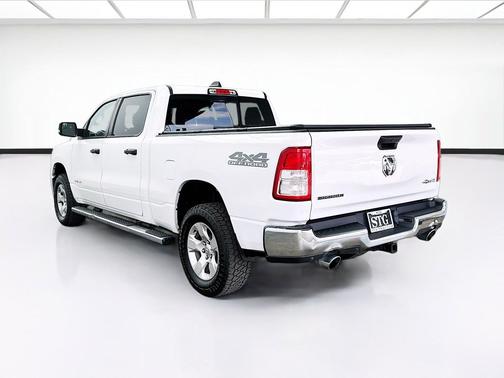 Bright White Clearcoat 2023 RAM 1500 Big Horn/Lone Star