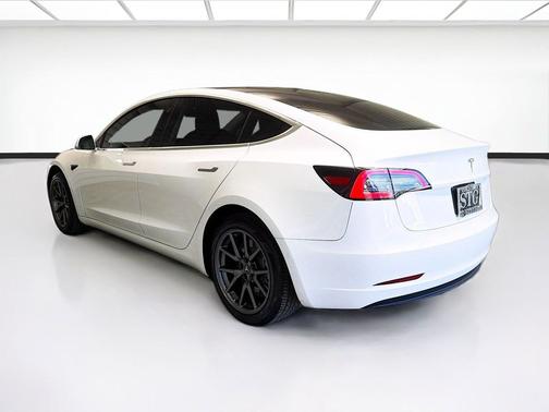 Pearl White Multi-Coat 2020 Tesla Model 3 Standard Range Plus