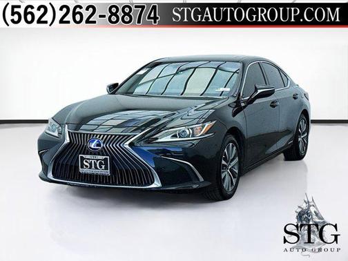 2021 Lexus ES 300h Base