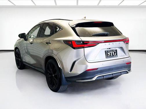 2023 Lexus NX 450h+ F SPORT Handling